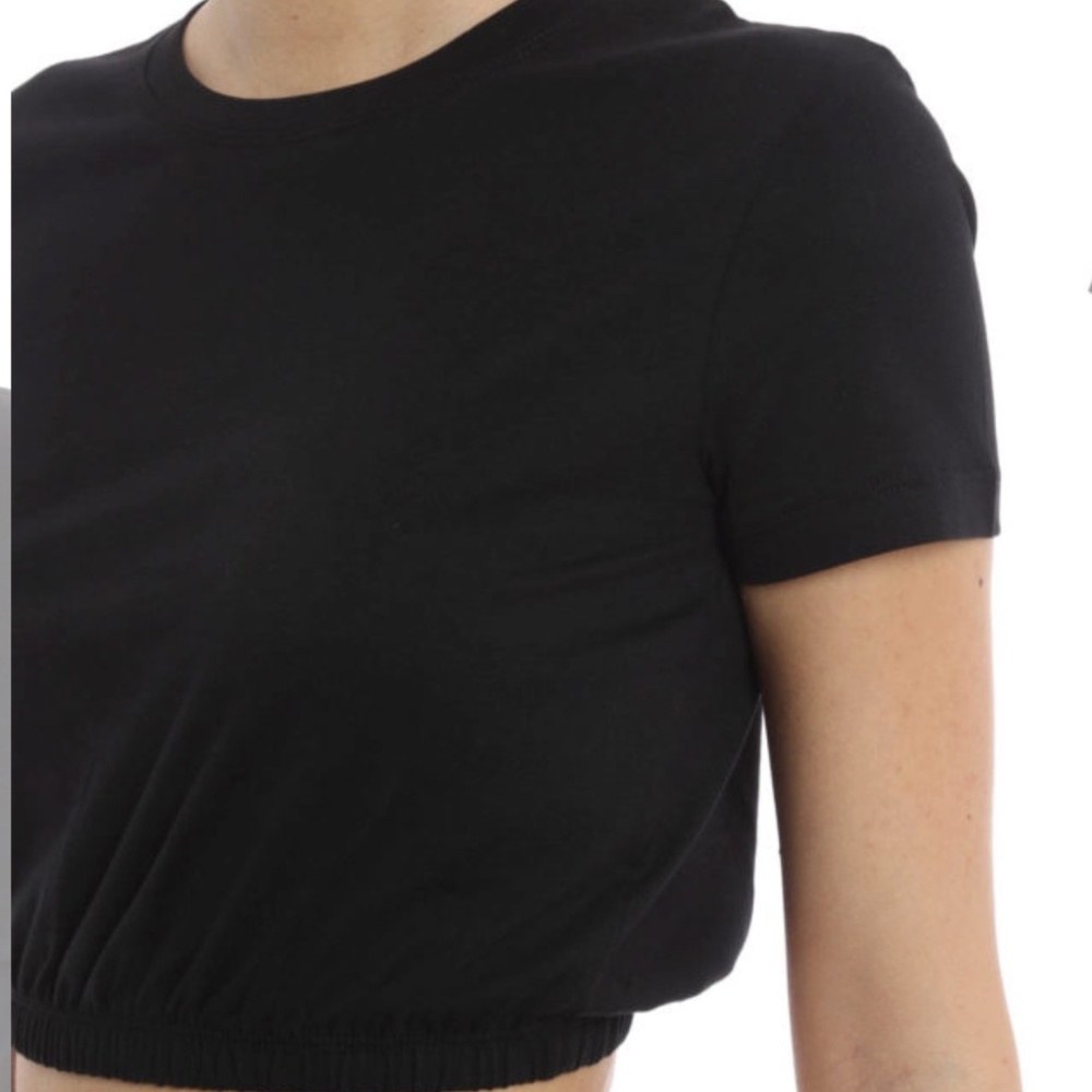 ARITZIA Wilfred Black Cropped Tee with Elastic Hem Size XS